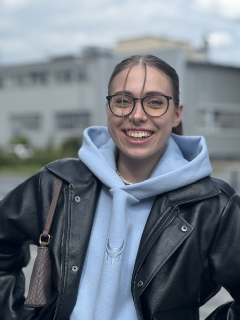 2bbc9ad1-7e77-4c8f-b0b2-41d2b97b1bf9